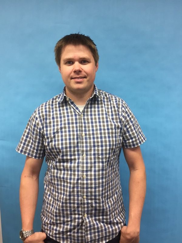 Picture of Russell Hewett